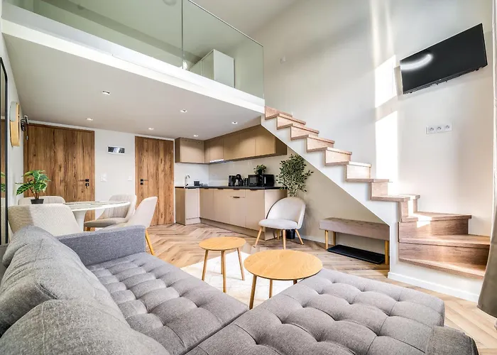 Astoria Premium Suites - R26