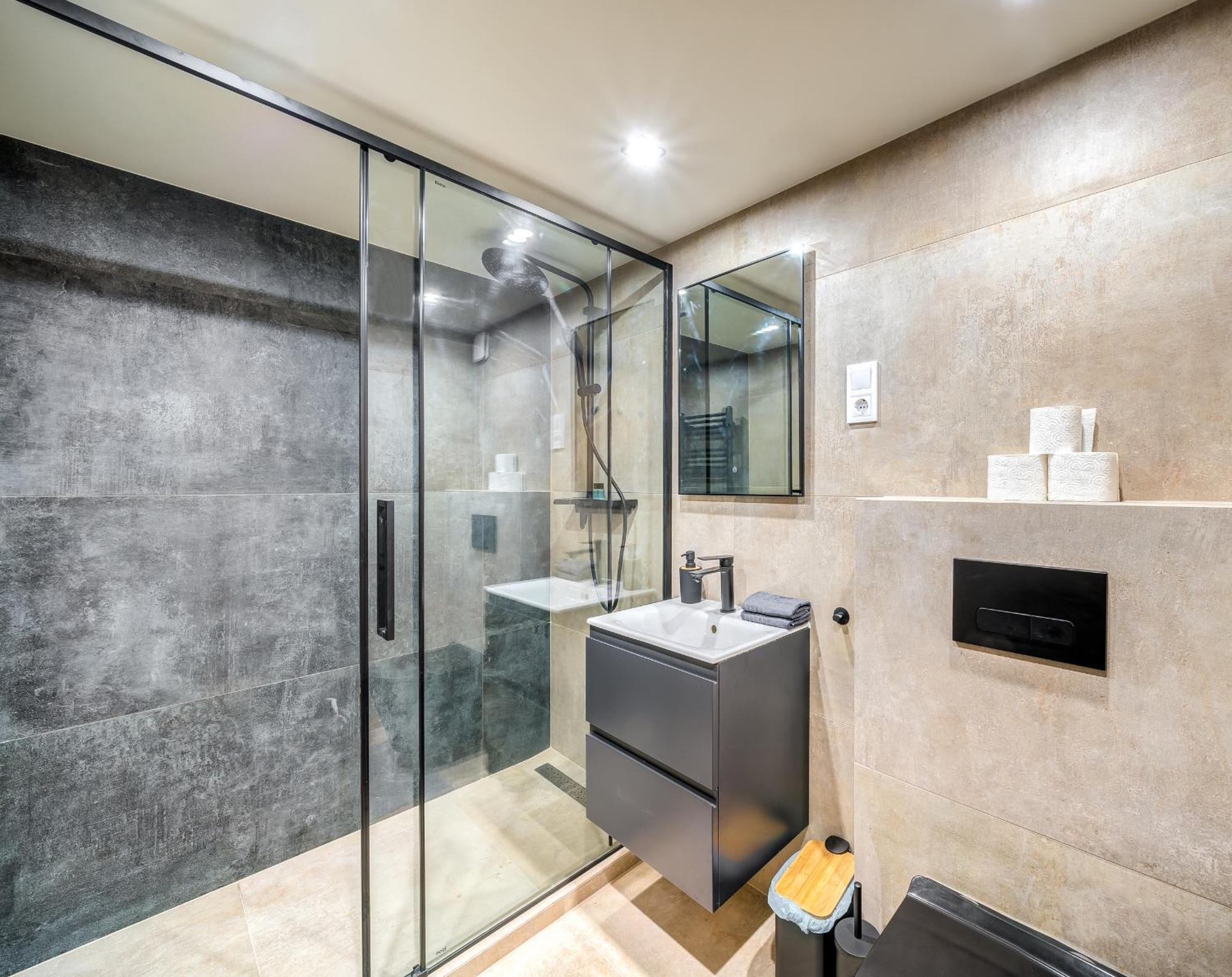Astoria Premium - R26 Budapest