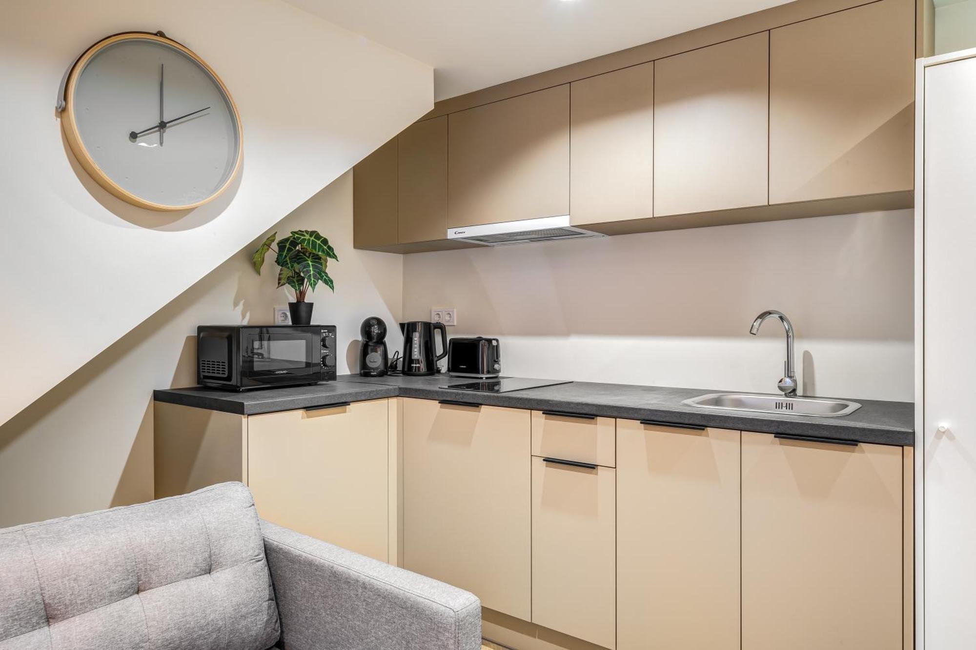 Astoria Premium - R26 Apartment *
