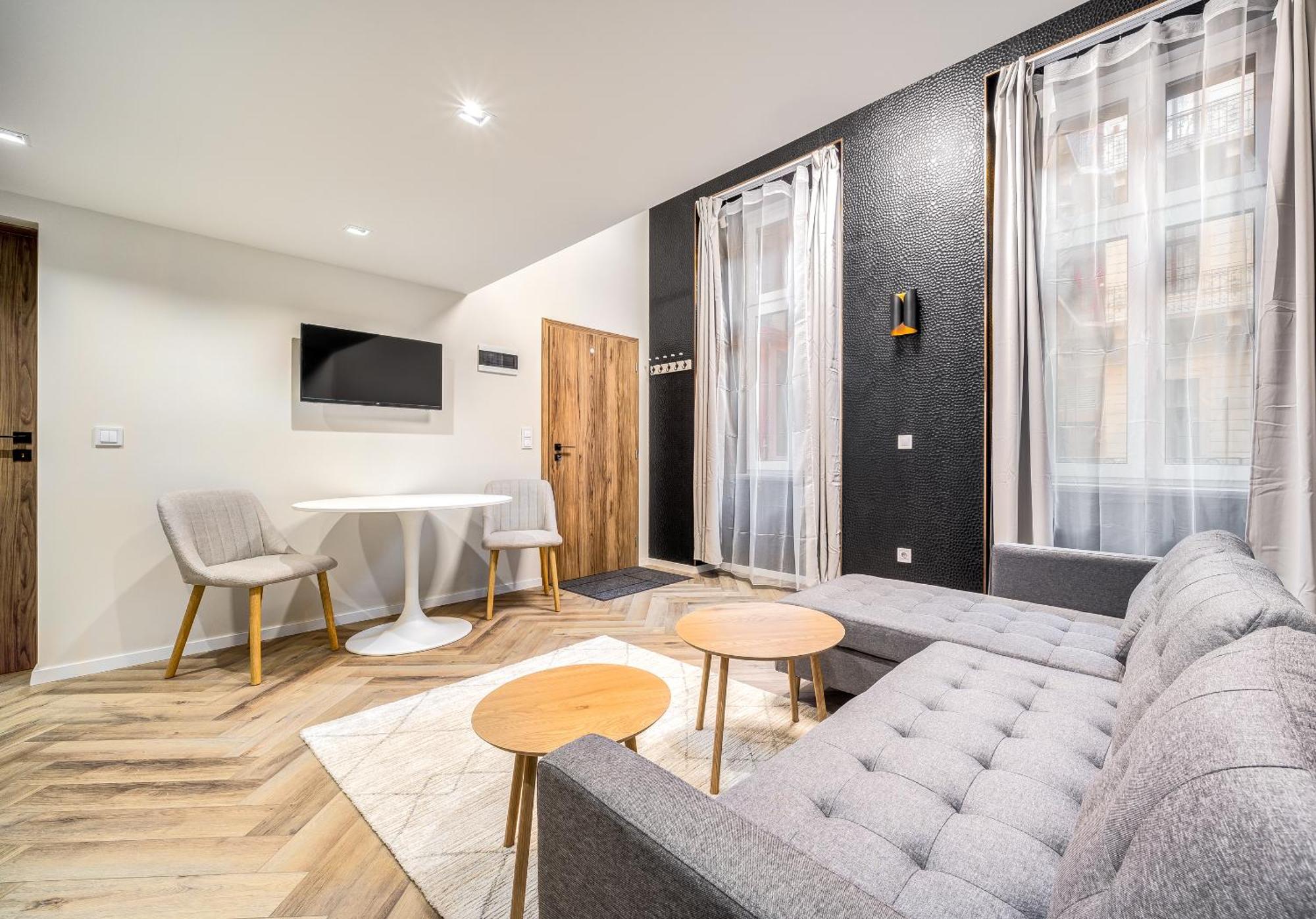 Astoria Premium - R26 Apartment *