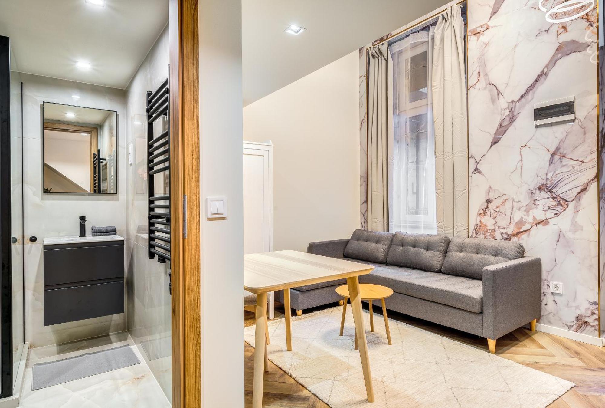 Astoria Premium - R26 Budapest