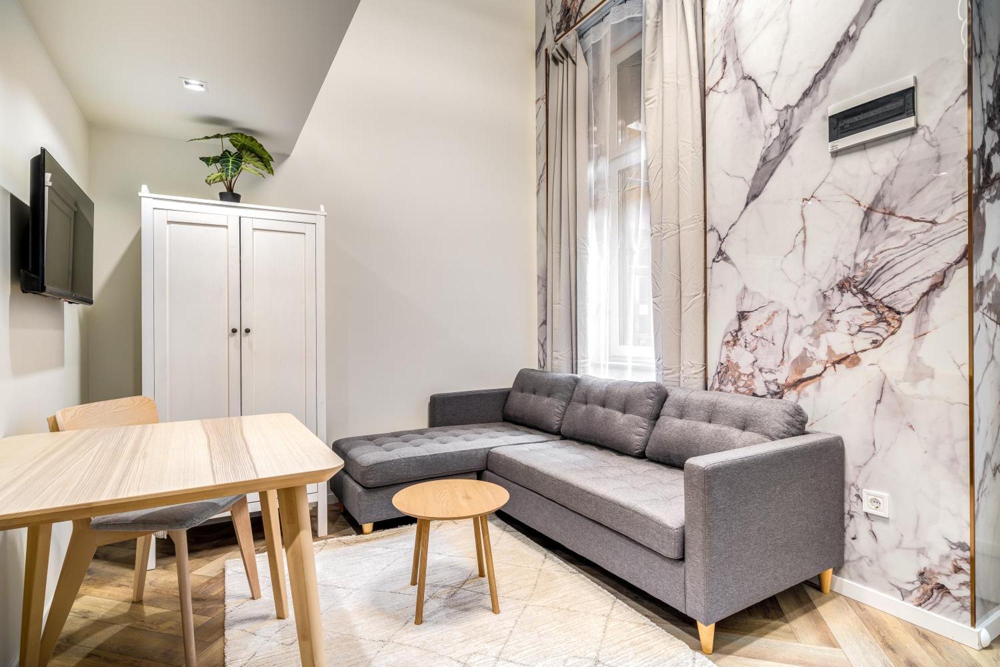 Apartment Astoria Premium - R26 *
